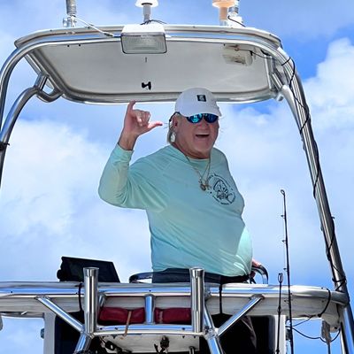 Johnny Maddox Charters Papa 31