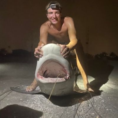 Run For The Reels Land Based Shark Charters