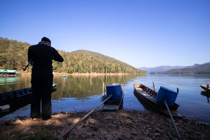 fisherman-is-fishing-mae-ngad-dam-chiang-mai.jpg
