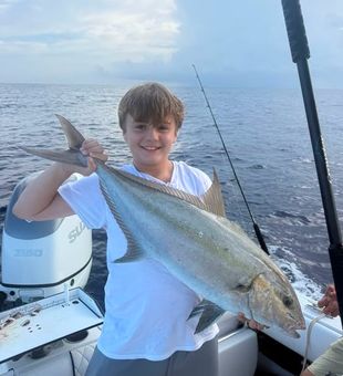 Offshore fishing in Jensen Beach, FL means chasing big catches, beautiful waters, and unforgettable days on the Atlantic.