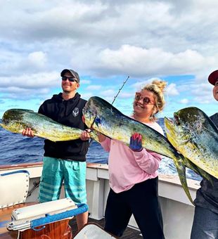 Everybody gets a mahi mahi in Morehead City!