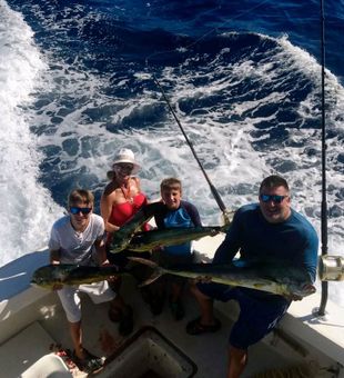 Out here chasing Mahi