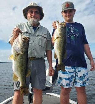 Lake Toho Guides: Reel Bass Fishing Success
