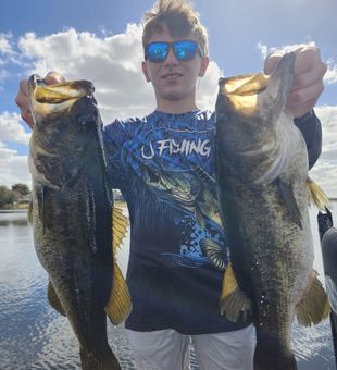 Casting for Florida bass in Orlando’s top lakes and ponds.