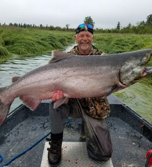 Majestic Kenai River fishing