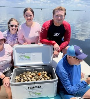 Make unforgettable memories collecting fresh scallops in the shallow, clear waters of Steinhatchee with an experienced local guide.