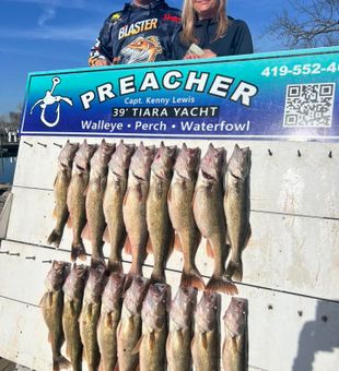Successful walleye catch with a happy crew!