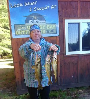 Elliot Lake ON Excitement, Walleye Fishing