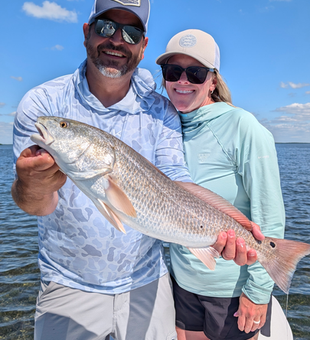 Nice redfish on fly fishing and light tackle in clear conditions!