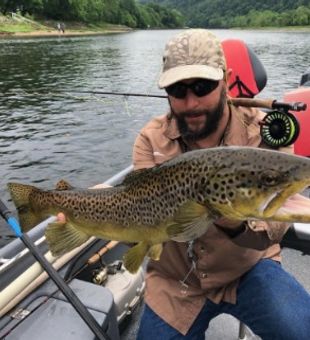 Hooked In The Ozarks - Fly Fishing And Spin Guides