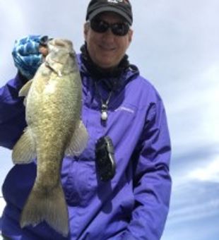 Nice Pottsboro smallmouth bass on the line!