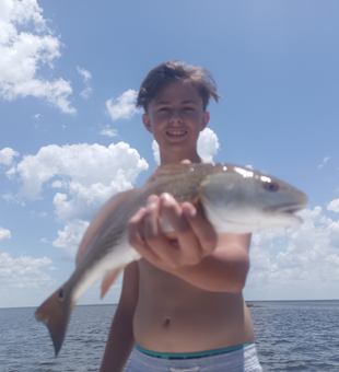 Clear skies and perfect conditions for mastering multiple fishing techniques!