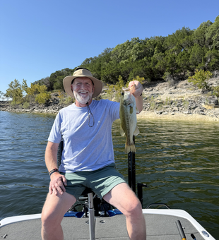 Nice largemouth bass using heavy and light tackle in clear conditions at Buchanan Dam!