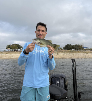 Nice largemouth bass using heavy and light tackle techniques on the lake today!