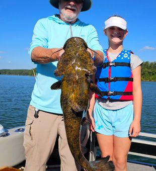 Monster flathead catfish landed in Acworth GA!