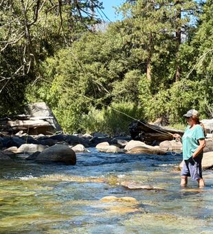 Perfect fly fishing waters in scenic Hume CA.