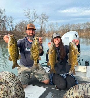 Gasconade River bass action! 