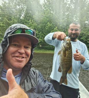 Nice smallmouth bass catch in Alma MI!