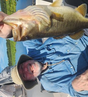 Nice bass catch in Interlachen FL!