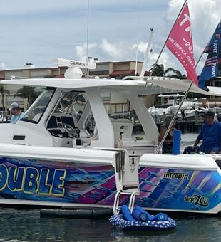 Vibrant St. Pete private boat charter dockside