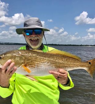 All smiles while fishing here in Lake Charles!