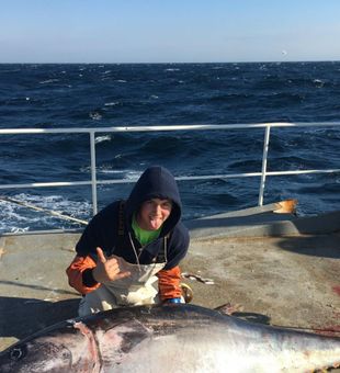 Massive Bluefin Tuna caught offshore with Narragansett Bay Sportfishing.
