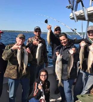Fishing Wonders in Traverse City Waters. Book now!
