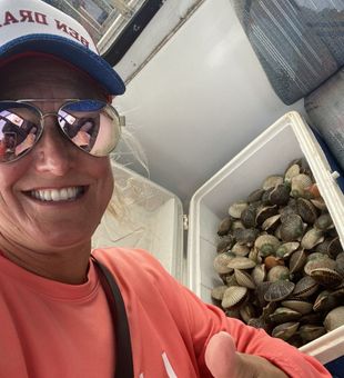 We dove into the shallow grass flats of Homosassa, FL, hunting scallops by day and swimming until sunset.