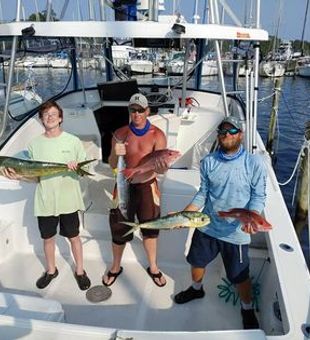 Fishing for Tuna, Red Snapper and more!