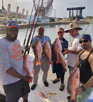 Red Snapper crew win at the dock.