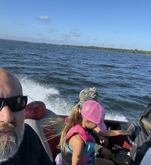 Clear skies and diverse techniques make for a perfect fishing day in Alba!