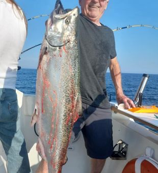 Trophy king salmon Kenosha charter