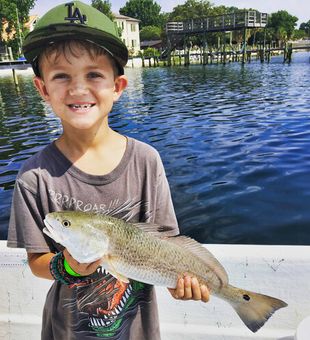 Specialized Kids Fishing in Florida