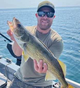 Lake Trout marvels in South Cayuga waters!