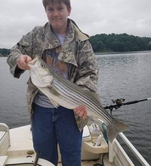 Kid Friendly Fishing Charter Smith Mountain Lake