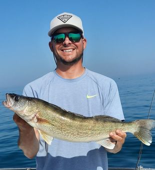 Trophy Fish Caught : Walleye!