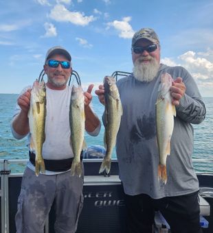 Detroit river walleye fishing
