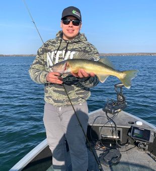 Fox River fishing trip with experienced guide