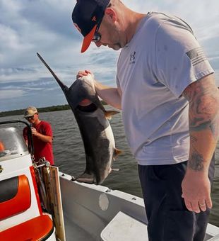 Book a guided paddlefish fishing trip in Oklahoma and chase truly remarkable freshwater giants.