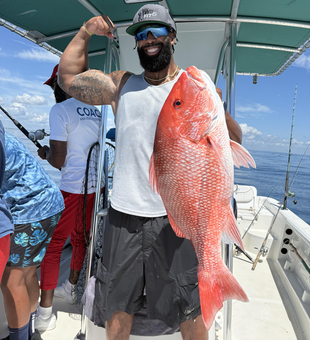 Red Snapper victory in clear skies before the rain rolls in!