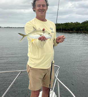 West Palm Beach Crevalle Jack showing serious fighting power!