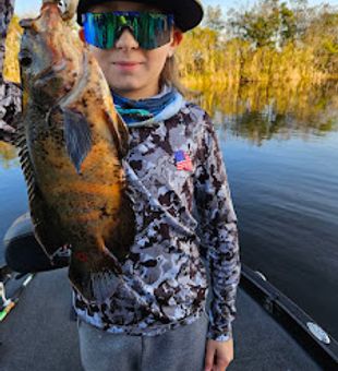 Oscar Fish catch in Lake Okeechobee Fishing Trips