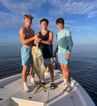 Impressive Jack Crevalle catch on a calm morning!