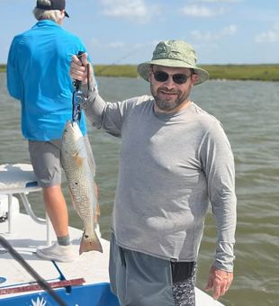 Explore the productive inshore waters of Rockport, TX, and target redfish, speckled trout, and flounder along the beautiful Texas Gulf Coast.