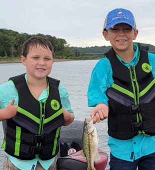 Lake of the Ozarks bass fishing	