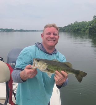 Austin’s waters are calling, let's go bass fishing