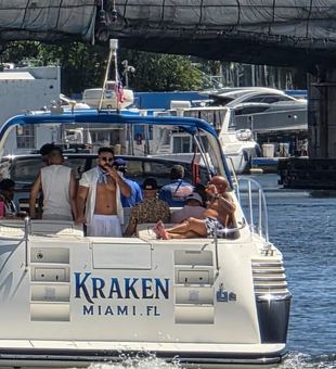 Make every moment unforgettable with a Miami beach yacht rental with captain.