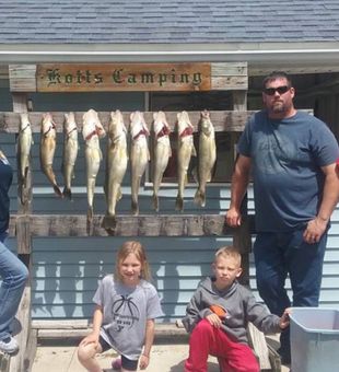 Huge haul Lake Erie fishing!