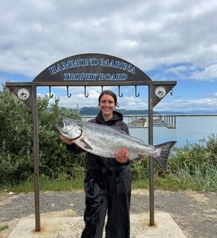 Make lasting memories on the water with a salmon fishing charter in Oregon, where every cast brings the chance for an impressive catch.