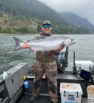 Beautiful Portland Chinook salmon makes for perfect fishing day!
